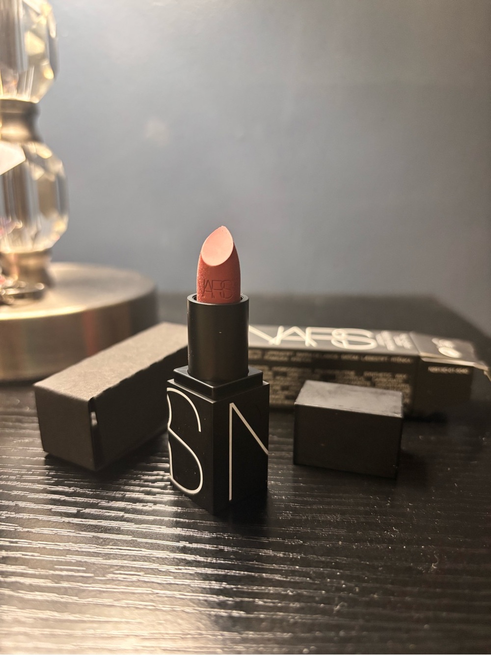 NARS satin Lipstick — shade  "Tolede" satin
2913D